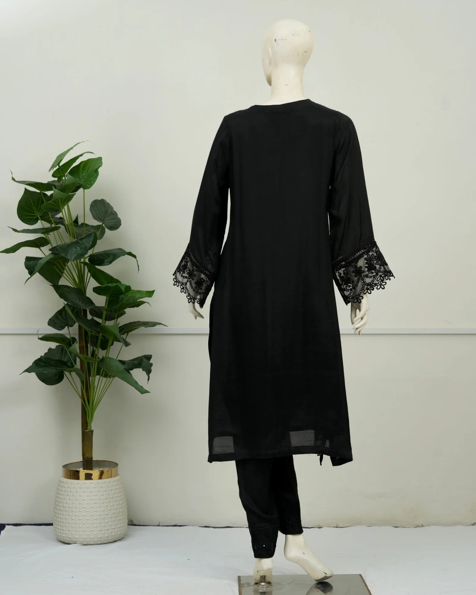 Black Embroidered Rao-Silk 2 PC | DD-SOLID-EBR-002