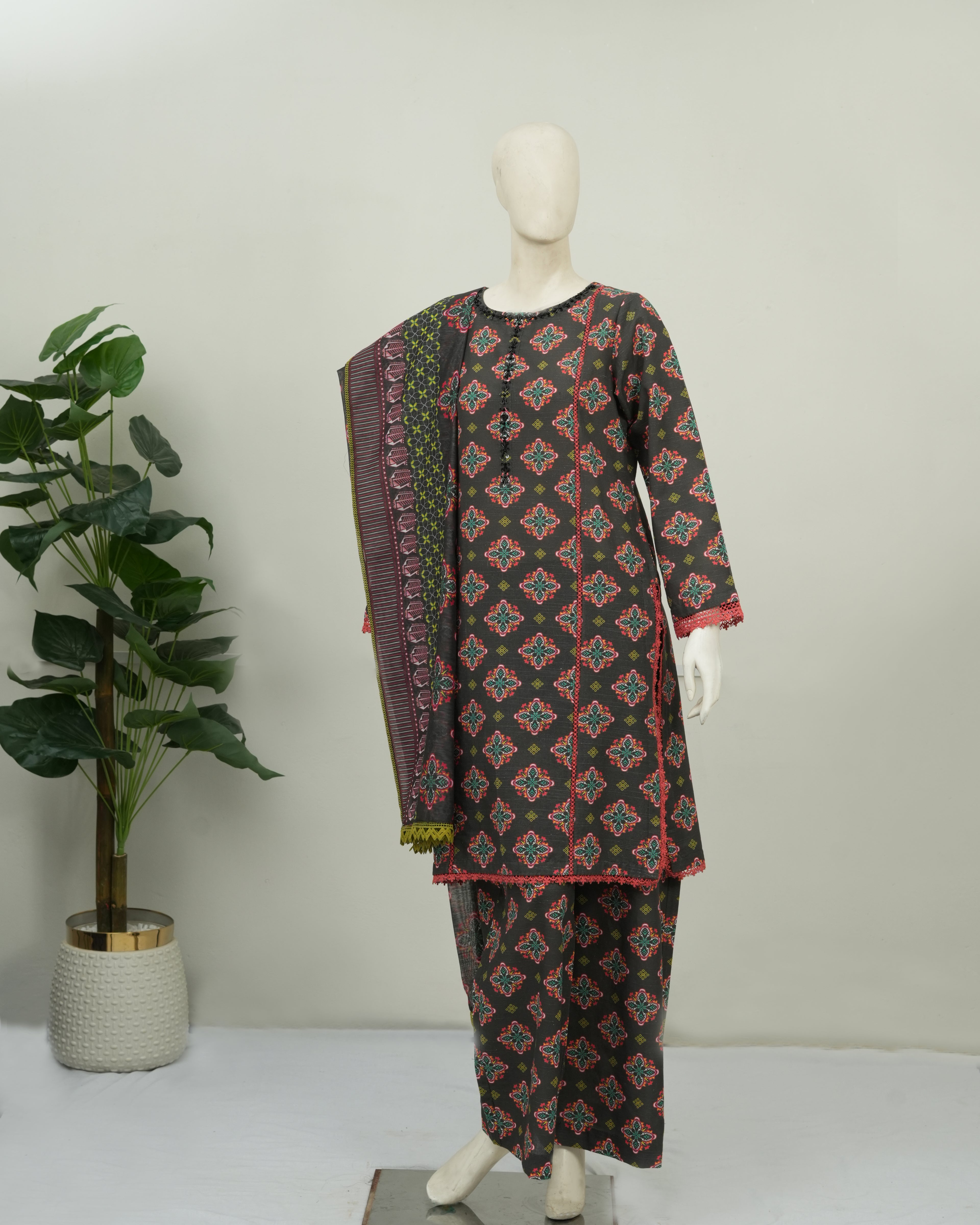 Un-Stitched Double Dot Wear Black Printed Khaddar 3 PC | DD-PKHDR-020