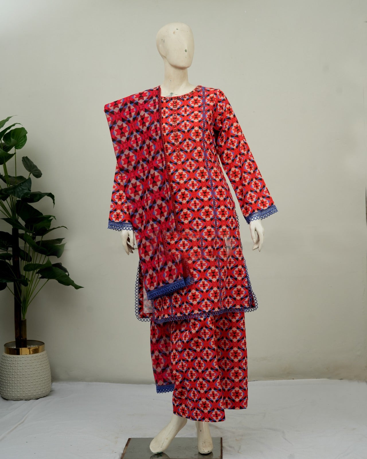 Un-Stitched Blue Pink Printed Khaddar 3PC | DD-PKHDR-018