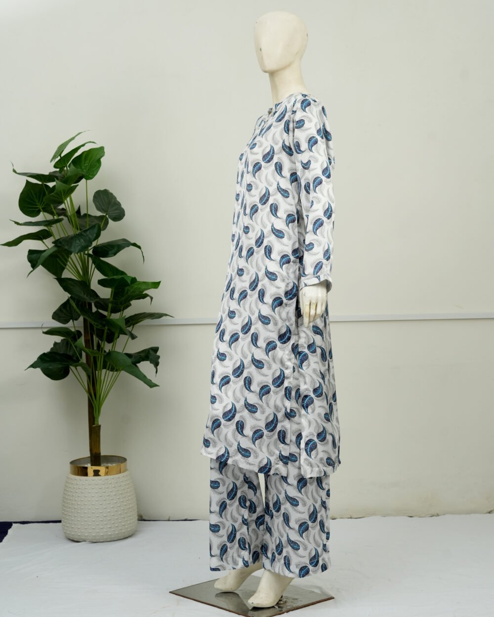 White and Blue Leaf Printed Silk 2 PC | DD-SILK-PS-021 - Image 4