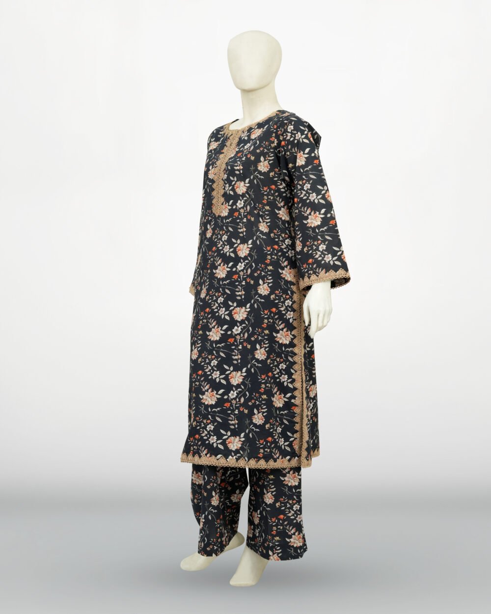 Printed DD Lawn Black 3 Pcs | DD-PLAWN-029 - Image 3